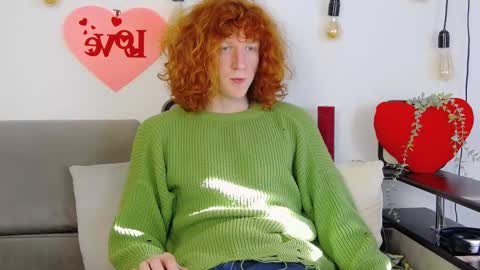 philip_ll online show from February 12, 11:29 am