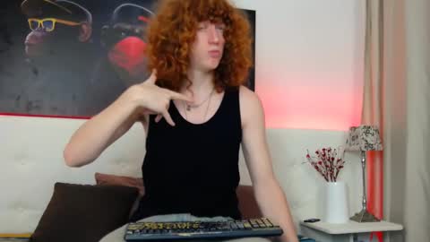 philip_ll online show from March 12, 6:11 pm