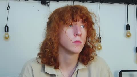 philip_ll online show from January 26, 5:02 pm