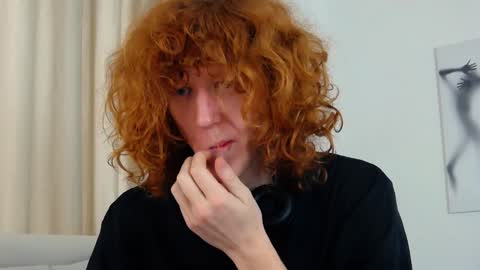 philip_ll online show from January 27, 7:56 am