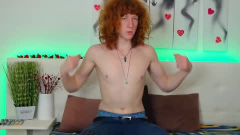 philip_ll online show from February 21, 8:05 pm