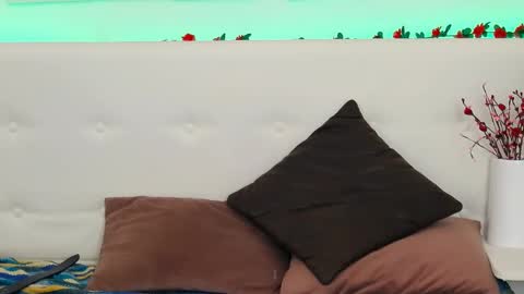 philip_ll online show from February 27, 2:25 am