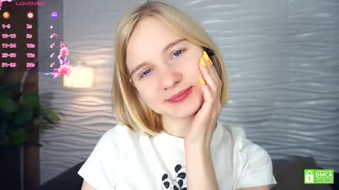 Hann G. Jones online show from November 6, 8:28 am