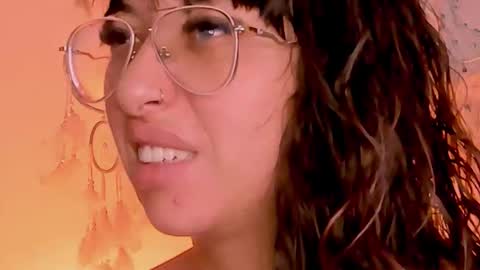  PIA FISHER  online show from December 18, 1:23 am