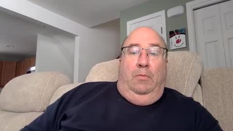 pickme11113 online show from December 3, 6:11 pm