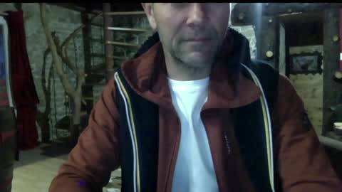 pierrohhh online show from April 18, 7:29 pm