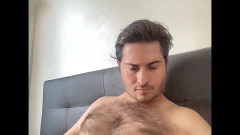 pierrot462900 online show from October 18, 8:18 am