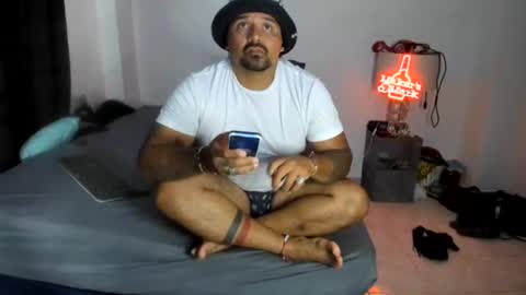 pikoro_gomez online show from June 22, 10:17 pm