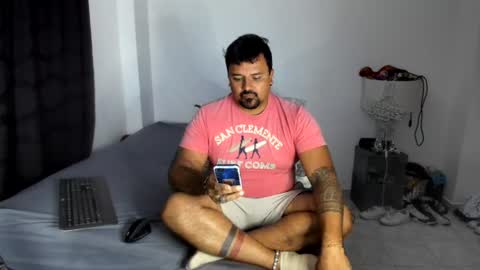 pikoro_gomez online show from July 13, 11:52 pm