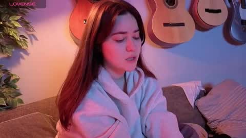 PilloGoddess online show from January 10, 8:31 am