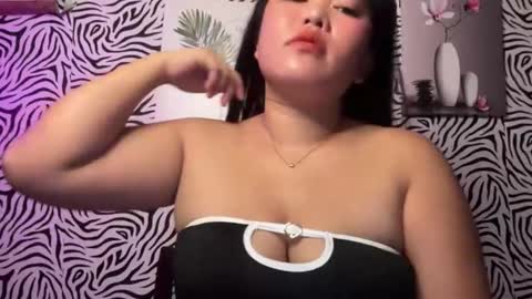 Hot Feb online show from December 1, 12:14 pm