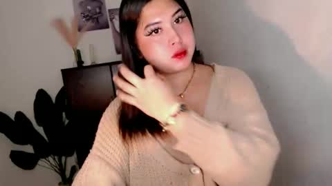 Ivy Morningstar online show from April 21, 2:51 am