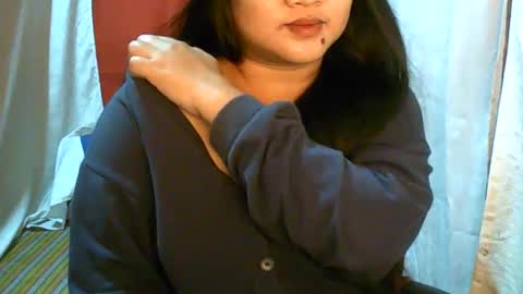 Snapshot of pinayjona chatting on February 19, 11:49 am pinayjona online show from February 19, 11:49 am