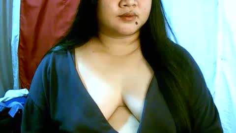 Snapshot of pinayjona chatting on October 18, 12:42 pm pinayjona online show from October 18, 12:42 pm