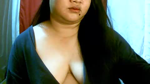 Snapshot of pinayjona chatting on October 4, 11:30 am pinayjona online show from October 4, 11:30 am