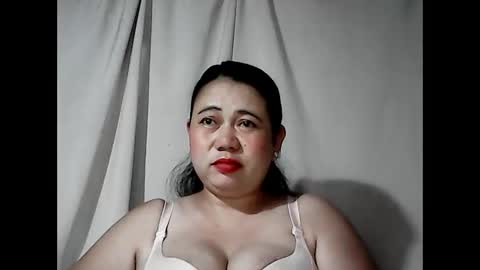 pinaymama12345 online show from March 27, 10:22 pm