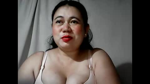 pinaymama12345 online show from March 4, 11:02 pm