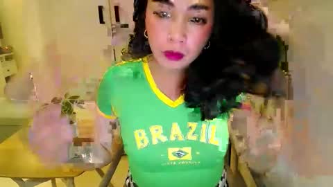 Just cath  online show from September 28, 12:14 pm