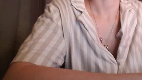       online show from November 18, 6:49 am