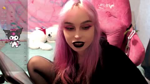 Nancy online show from December 2, 6:16 pm