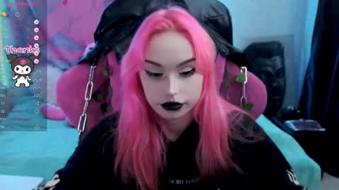 Nancy online show from February 3, 7:42 pm