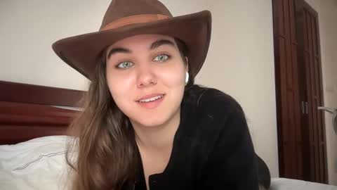 Susie online show from December 16, 4:52 am