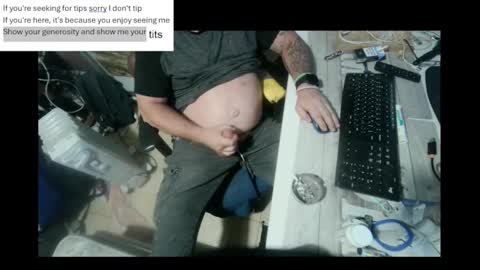 Snapshot of pini_z chatting on January 12, 3:25 pm pini_z online show from January 12, 3:25 pm