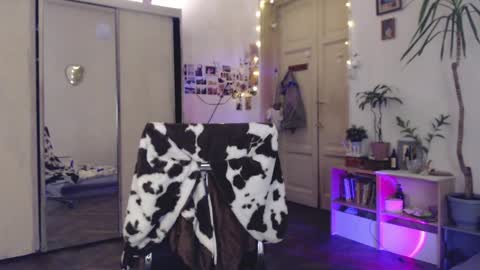 Sony online show from April 3, 6:26 pm