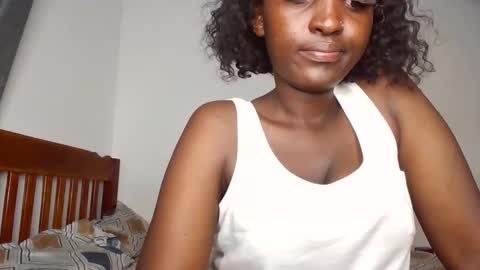 pinkgarden online show from April 27, 5:21 pm