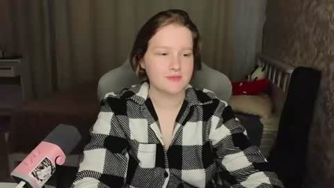pinkiep1e online show from July 11, 4:54 pm