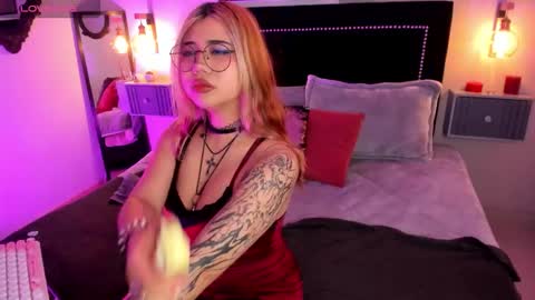 PINKK online show from March 10, 12:53 pm