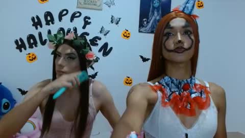 pinkluna0 online show from October 30, 2:45 am