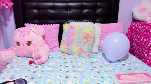 Pinky Purr online show from October 3, 5:21 pm