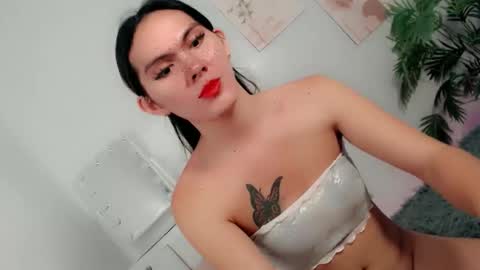 Snapshot of pinky_web03 chatting on October 18, 10:58 pm pinky_web03 online show from October 18, 10:58 pm