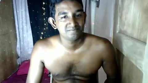 rayvienn online show from March 12, 11:41 pm