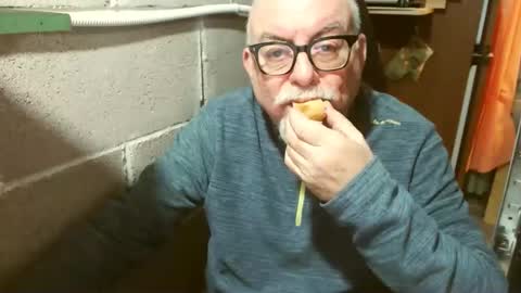 pippetta1 online show from December 15, 8:21 am