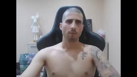 Gifted One online show from April 22, 8:49 pm