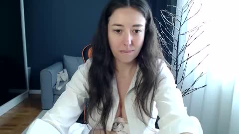 piscesgirl06 online show from March 21, 8:19 am