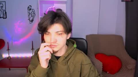 Pitt online show from December 21, 10:10 am