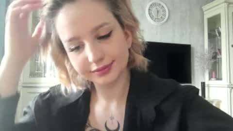 Caroline online show from April 9, 6:19 am