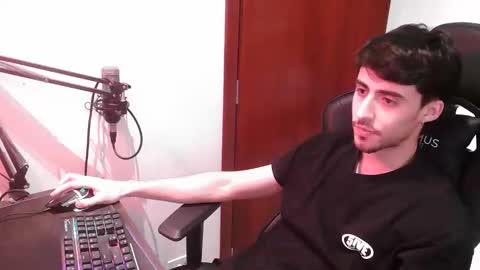 pixelsin online show from April 20, 3:53 am