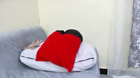 pixietease1 online show from October 23, 7:15 pm