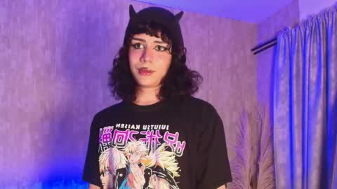 cris online show from April 15, 2:37 am