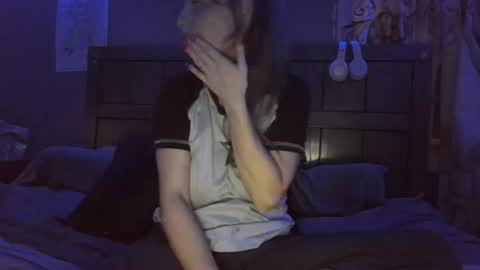 pizzedwife online show from April 18, 4:47 am