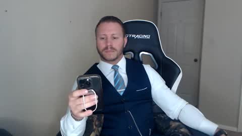 Player online show from April 1, 2:23 am