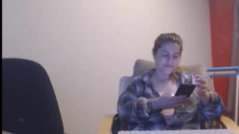 PlayfulSamira online show from April 4, 9:55 pm