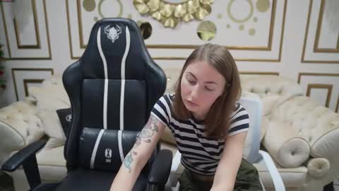 Lana online show from January 9, 11:49 am