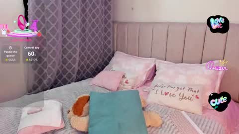 Ashely3 online show from June 12, 1:37 am