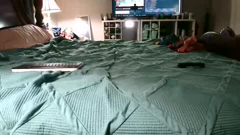 playswithbutt online show from December 18, 3:35 am