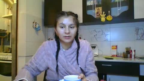 pleas3s_sweet online show from February 25, 4:03 am